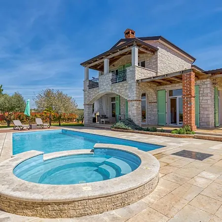 Villa Tomaso